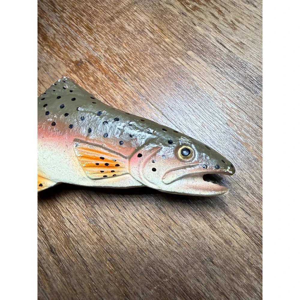 Unbranded vintage cast